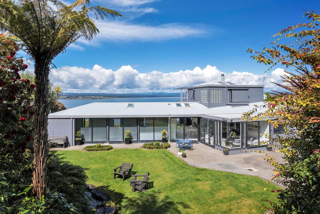 Serenity On Wakeman Taupo Eksteriør billede
