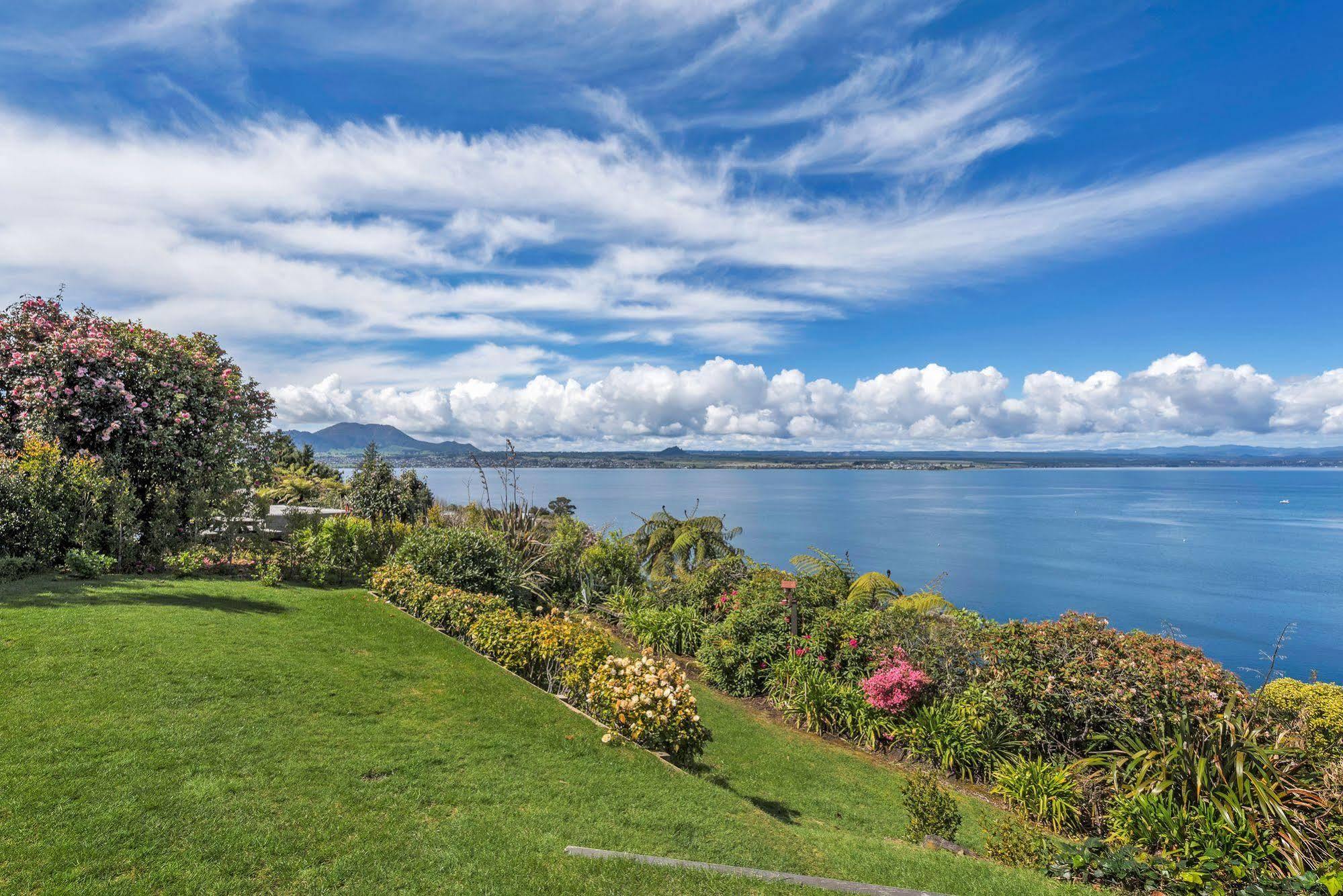 Serenity On Wakeman Taupo Eksteriør billede